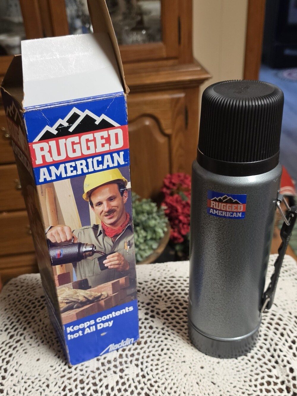 Aladdin Gray Thermos With A Company Logo On Sid – Travel Thermos with Carry Clip